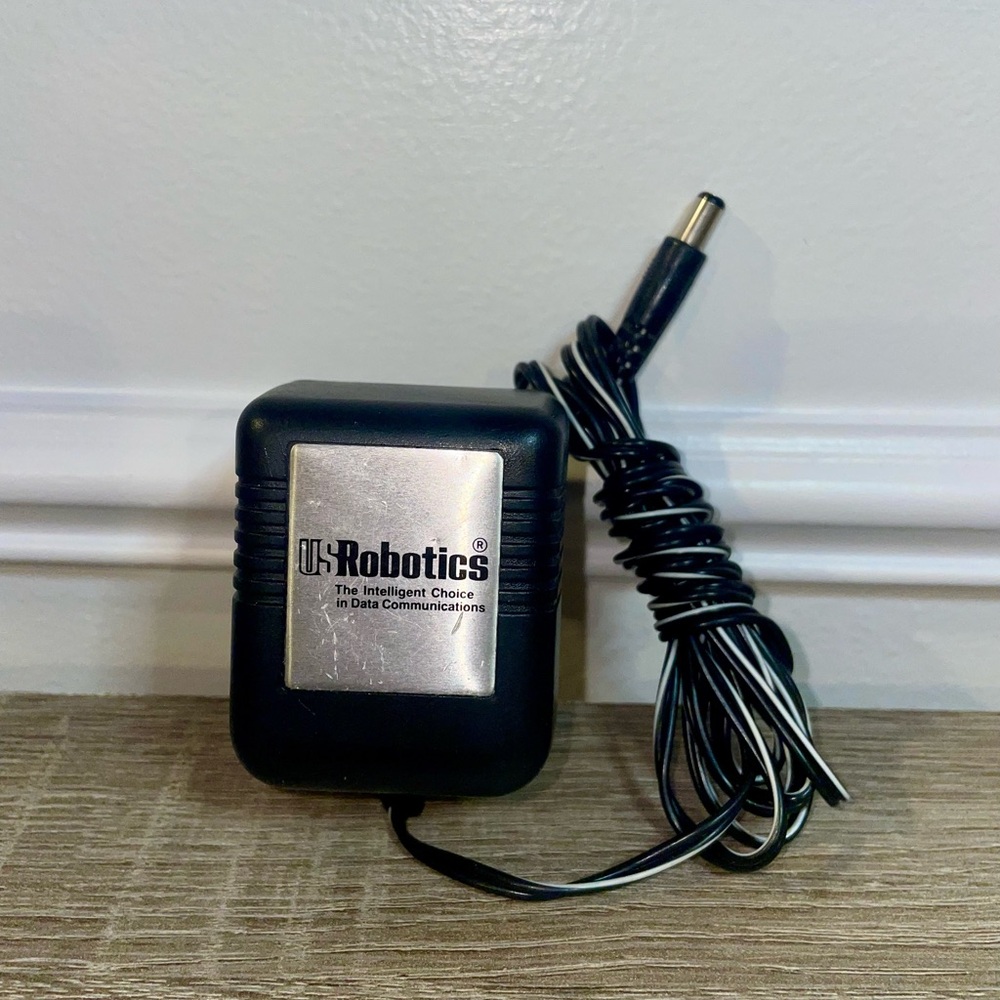 Genuine☆ USRobotics PA9500 Input 120VAC 60Hz 9VAC 500mA CLASS2 TRANSFORMER.(#17)